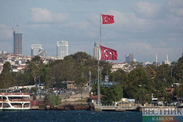 Турция избавляет Мраморное море от слизи