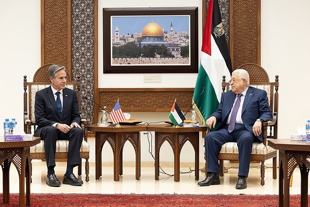 Госсекретарь США Энтони Блинкен и глава Палестинской администрации Махмуд Аббас