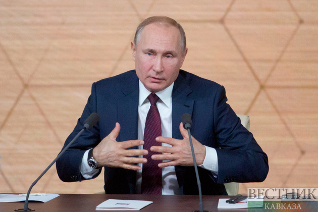 Путин назвал частную инициативу двигателем развития страны и пригласил на диалог "Лигу избирателей"