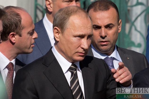 Президент России прибыл на место проведения учений "Кавказ-2012"