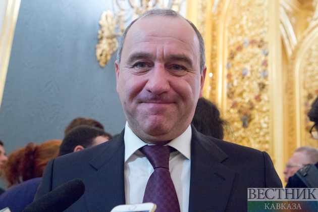 Слюняев похвалил Темрезова за привлечение инвестиций в республику