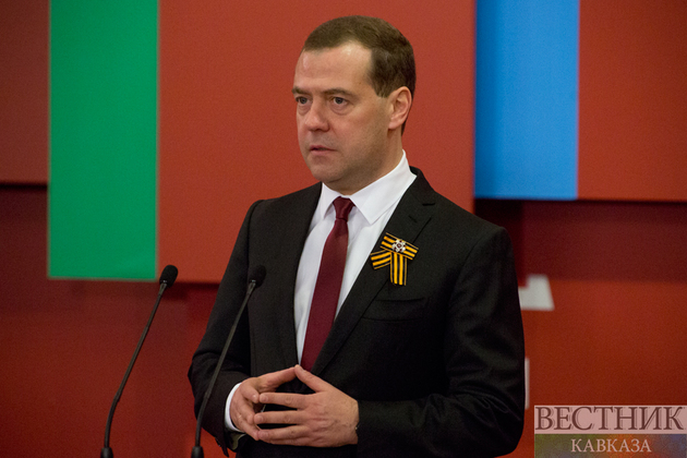 Медведев прилетел в Лондон на открытие ОИ-2012