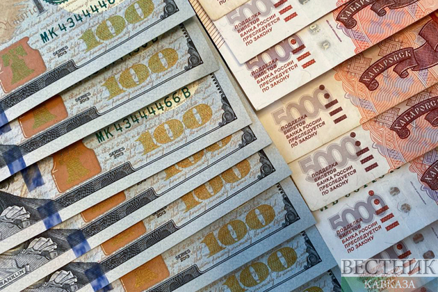 Россияне ждут прихода доллара за 69