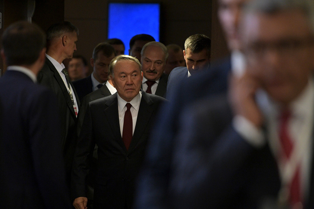 Президент Ирана поздравил Назарбаева с переизбранием