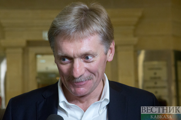 Песков: работодателям не нужно равняться на Кремль в вопросах экономии расходов