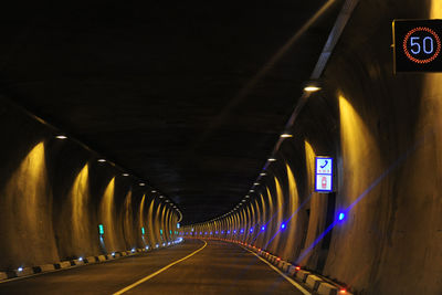 Автомобилистам ограничат Рикотский тоннель 