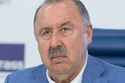 Газзаев призвал досрочно завершить чемпионат России по футболу