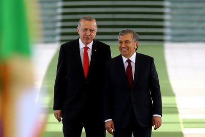 Шавкат Мирзиеев откроет библиотеку президента Турции