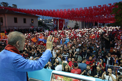 Эрдоган набирает 53% после обработки 85% голосов
