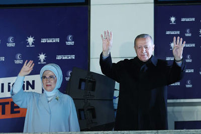 Эрдоган побеждает на выборах в Турции - посчитаны почти все голоса