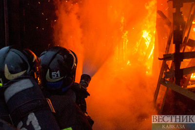 Более 100 пожарных спасают башню &quot;Олимп&quot; и квартиру Депардье в Грозном