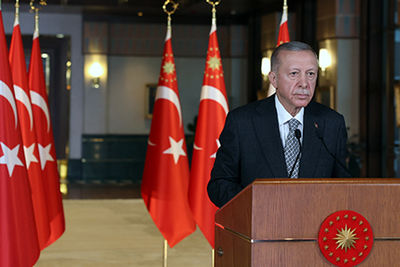 Премьер Ирака желает улучшения отношений с Турцией, но не готов идти на уступки